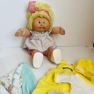 Vintage 80s Cabbage Patch Girl Doll 16” + Extra Clothing/Outfits